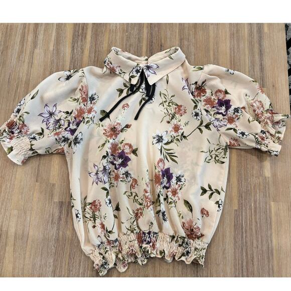 Moa Moa Tops - Moa Moa Off White Floral Collared Blouse with Tie Size M
